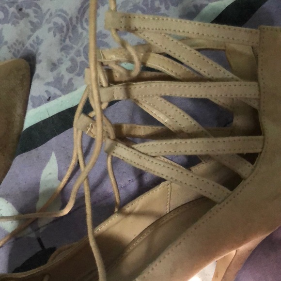 Nude heels - Picture 4 of 5